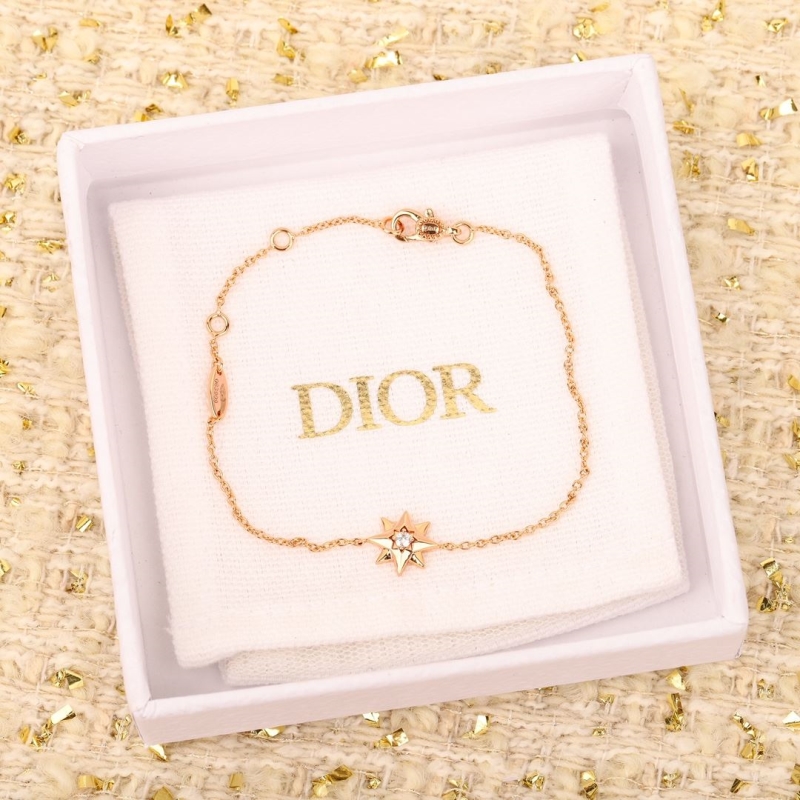chr1st1an D10r necklaces